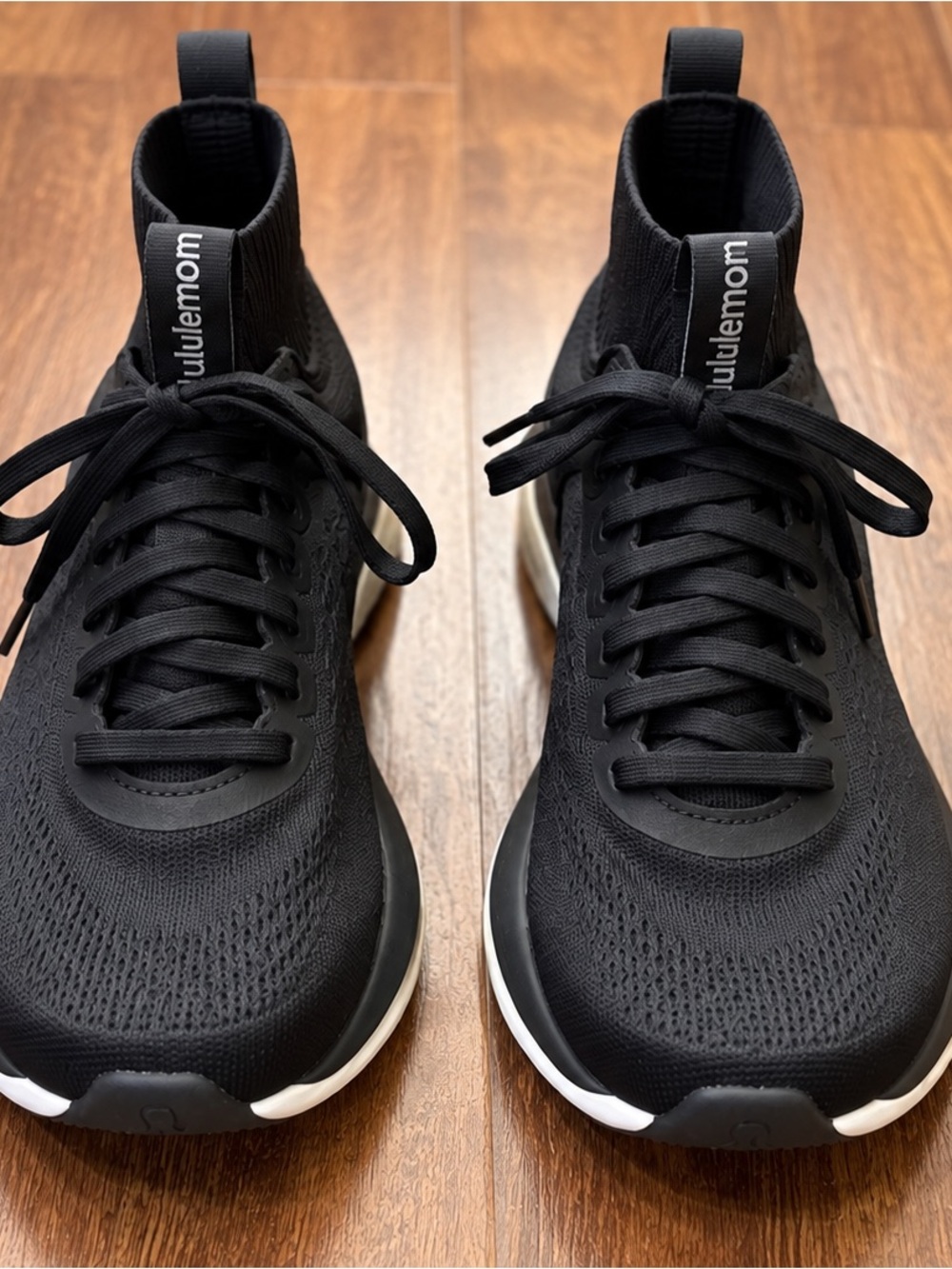 Lululemon Chargefeel Mid Workout Shoes Women’s 6 Black Knit High Top Sneakers